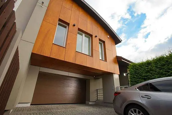 Гаражные ворота Prestige — европейское качество и долговечность 